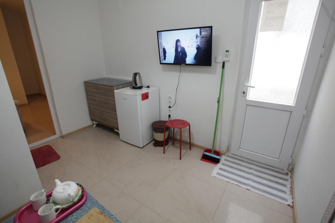 Sukhum City Mini Hotel Sohum Dış mekan fotoğraf