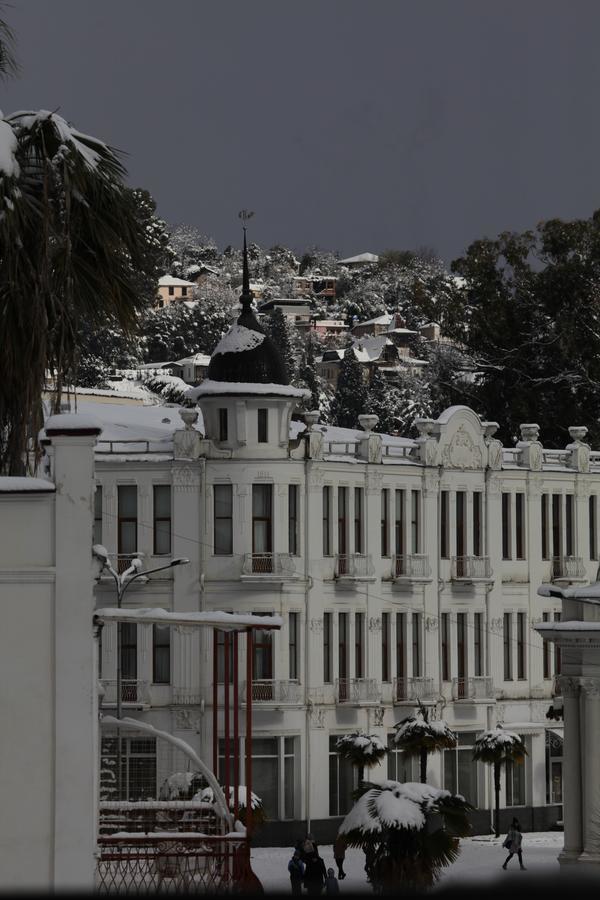 Sukhum City Mini Hotel Sohum Dış mekan fotoğraf