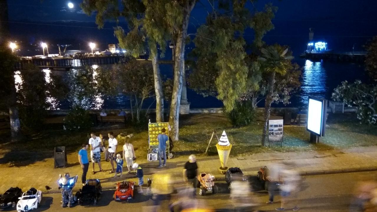 Sukhum City Mini Hotel Sohum Dış mekan fotoğraf