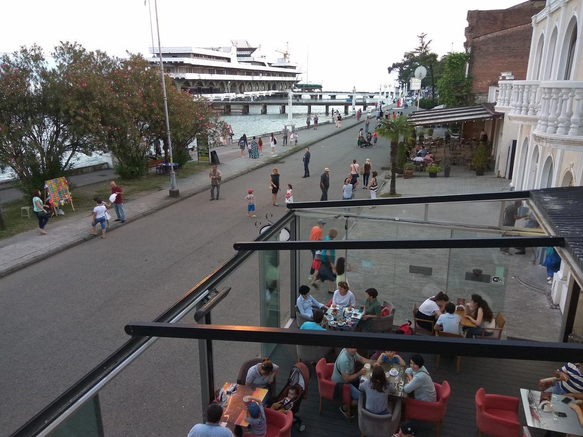 Sukhum City Mini Hotel Sohum Dış mekan fotoğraf