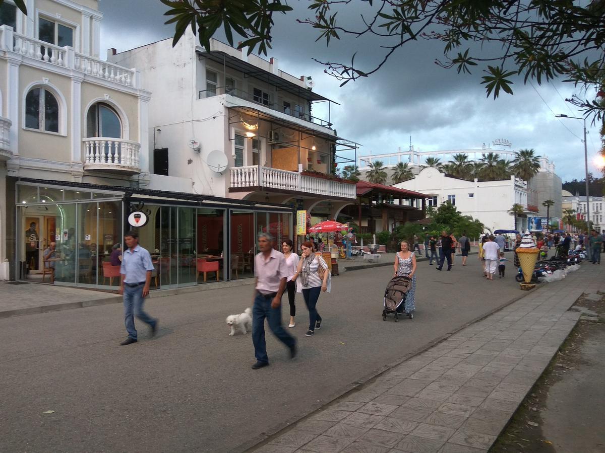 Sukhum City Mini Hotel Sohum Dış mekan fotoğraf